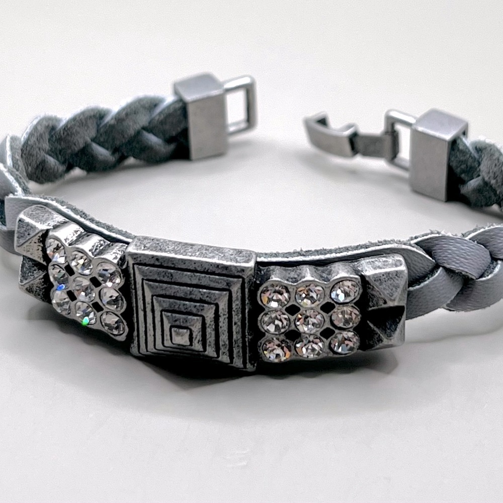 NWT Lia sophia “Confidant" bracelet, gray 8” braided leather w/ cut crystals